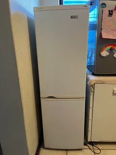 KIC Supercool Fridge Freezer - White