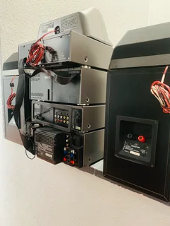 Technics 5CD changer Hifi  with celeston 3 speakers in excellent condition for only R3000 not nego