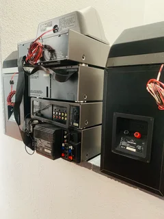 Technics 5CD changer Hifi  with celeston 3 speakers in excellent condition for only R3000 not nego