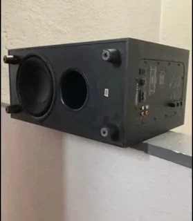Jamo sw1008 active subwoofer in excellent condition for only R1,800 not negotiable pleaseNo scammers