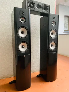 Boston A360 floor standing speakers and CRC center speaker working 100% for only R3,600 not negotiab