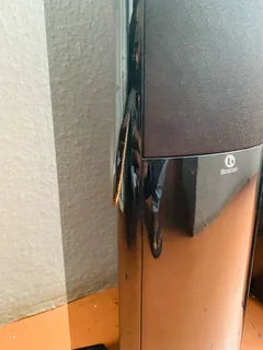 Boston A360 floor standing speakers and CRC center speaker working 100% for only R3,600 not negotiab