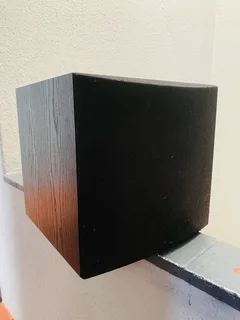 Boston active subwoofer working  for only R2,200 not negotiable and no scammers please