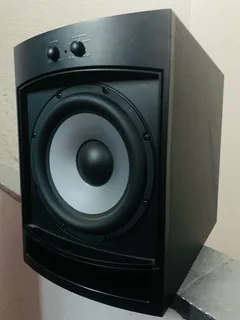 psb powerfull active subwoofer working 100% for only R2,500 not negotiable and no scammers please