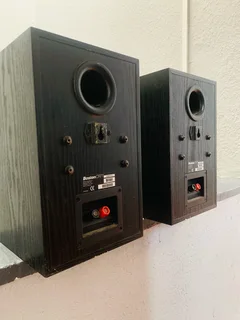 Boston CR 77 amazing speaker with excellent sound quality for only R2,600 not negotiable please