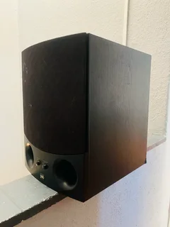 Psb Subsonic 5i powerfull 10 inches active subwoofer working 100%for only R2,750 not negotiable