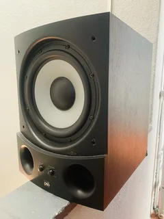 Psb Subsonic 5i powerfull 10 inches active subwoofer working 100%for only R2,750 not negotiable
