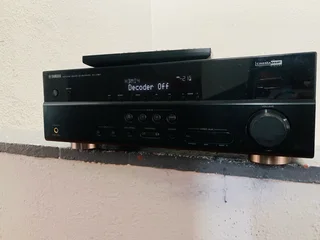 Yamaha amplifier with remote control and HDMI in excellent condition for only R2850 not negotiable