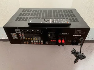 Yamaha amplifier with remote control and HDMI in excellent condition for only R2850 not negotiable