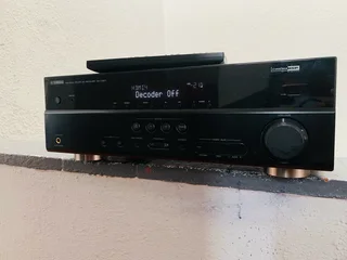 Yamaha amplifier with remote control and HDMI in excellent condition for only R2850 not negotiable
