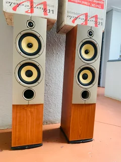 Wharefedale Diamond 8.4 Speakers with box in excellent working condition for only R2800 not negotiab