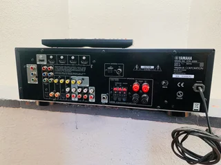 Yamaha amplifier with remote control including HDMI and USB working 100% for only R2,900 not nego