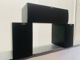 Jamo S60 surround speakers working  for only R1700 not negotiable and no scammers please