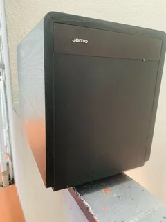 Jamo SUB 250 powerfull active subwoofer working  for only R3500 not negotiable and no scammers