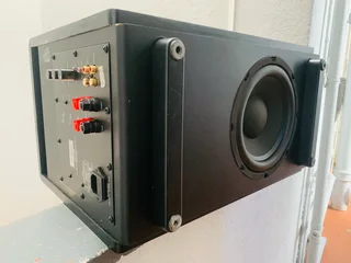 Jamo SUB 250 powerfull active subwoofer working  for only R3500 not negotiable and no scammers