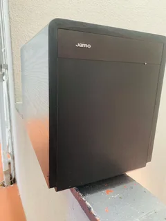 Jamo SUB 250 powerfull active subwoofer working  for only R3500 not negotiable and no scammers
