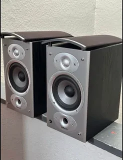 Polk Audio RTi4 speakers with amazing sound working 100% for only R3,000 not negotiable please