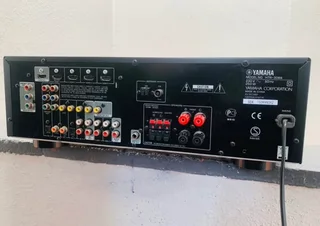 Yamaha amplifier with remote control including HDMI and USB working 100% for only R2,900 not negotia
