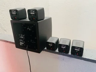 Yamaha active subwoofer and surround speakers in excellent condition for R1600 only not negotiable