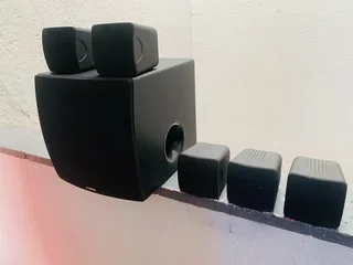 Yamaha active subwoofer and surround speakers in excellent condition for R1600 only not negotiable