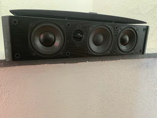Boston VRC amazing quality sound center speaker in excellent condition for only R1,800 not negotiabl
