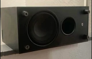 Jamo active subwoofer working 100% for only R2,000 unfortunately not negotiable please