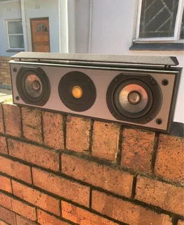 YAMAHA NS-C120 center speaker working  for only 850 not negotiable and no scammers
