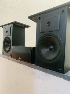Acoustics Research bookshelves speakers and PSB speakers working  wit amazing sound for only R1,500