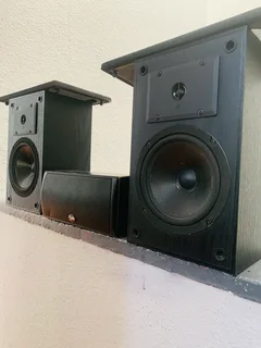 Acoustics Research bookshelves speakers and PSB speakers working  wit amazing sound for only R1,500