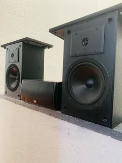 Acoustics Research bookshelves speakers and PSB speakers working  wit amazing sound for only R1,500