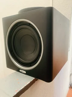 Polk PSW 125 powerfull 12 inch active subwoofer working 100% for R3,650 not negotiable please