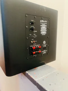 Polk PSW 125 powerfull 12 inch active subwoofer working 100% for R3,650 not negotiable please