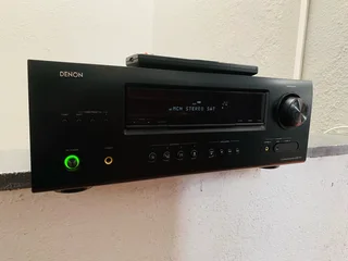 Denon AVR1312 amplifier with remote control in excellent condition for only R3200 not negotiable