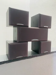 Sony surround speakers working  for only R750 not negotiable and no scammers please Shipping