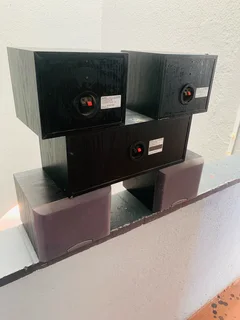 Sony surround speakers working  for only R750 not negotiable and no scammers please Shipping