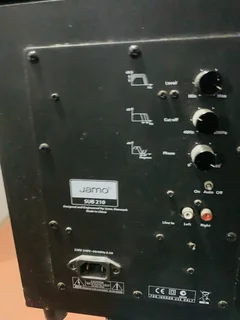 Jamo active subwoofer SUB210 and center speaker for only R1600 not negotiable please