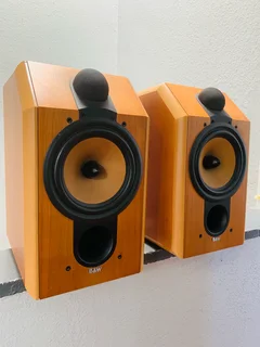 Bowers and Winkins CDM1 Special Edition speakers in excellent condition for only R7000 not negotiabl