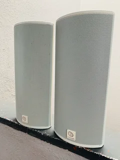 Boston Bravo 20 amazing quality speakers working 100% for only R2000 not negotiable and no scammer