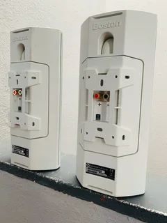 Boston Bravo 20 amazing quality speakers working 100% for only R2000 not negotiable and no scammer