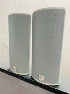 Boston Bravo 20 amazing quality speakers working 100% for only R2000 not negotiable and no scammer