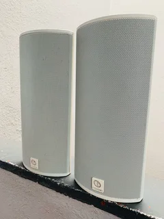 Boston Bravo 20 amazing quality speakers working 100% for only R2000 not negotiable and no scammer