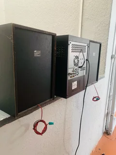 Samsung GIGA sound system with Bluetooth device, USB, aux, 5DVD changer, tape. Radio and more