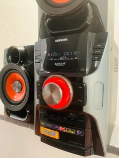 Samsung GIGA sound system with Bluetooth device, USB, aux, 5DVD changer, tape. Radio and more