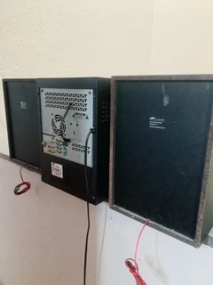 Samsung GIGA sound system with Bluetooth device, USB, aux, 5DVD changer, tape. Radio and more