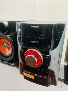 Samsung GIGA sound system with Bluetooth device, USB, aux, 5DVD changer, tape. Radio and more