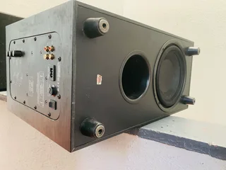 Jamo active subwoofer working  for only R1950 not negotiable and no scammers please