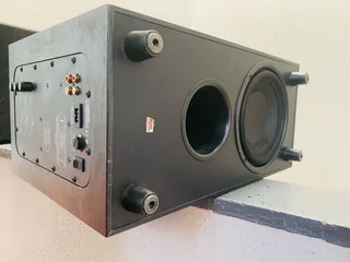 Jamo active subwoofer working  for only R1950 not negotiable and no scammers please