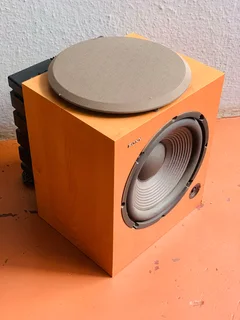 Sony 12 inch active subwoofer in excellent condition for only R2000 not negotiable and no scammers