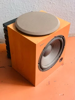 Sony 12 inch active subwoofer in excellent condition for only R2000 not negotiable and no scammers