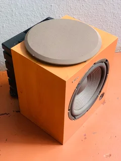 Sony 12 inch active subwoofer in excellent condition for only R2000 not negotiable and no scammers